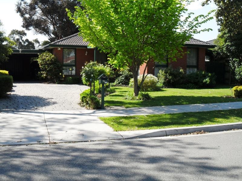 99 Fountain Drive, Narre Warren VIC 3805