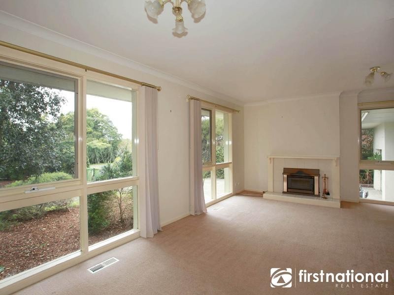 27 Tivendale Road, Officer VIC 3809