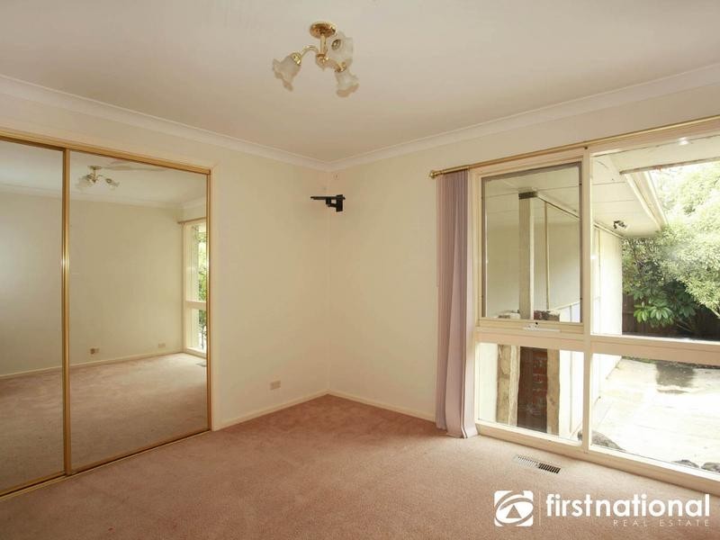 27 Tivendale Road, Officer VIC 3809