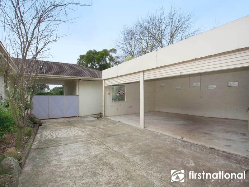 27 Tivendale Road, Officer VIC 3809
