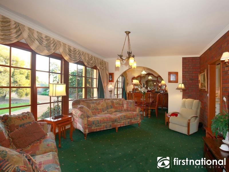 14 Crawley Road, Narre Warren North VIC 3804