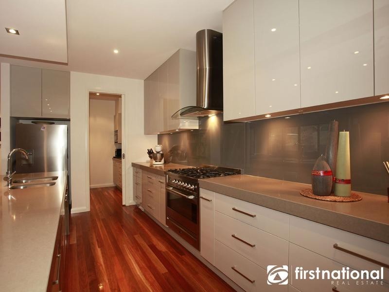 6 Connassidy Close, Beaconsfield VIC 3807