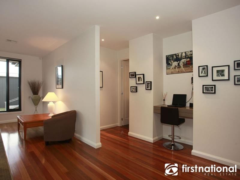 6 Connassidy Close, Beaconsfield VIC 3807