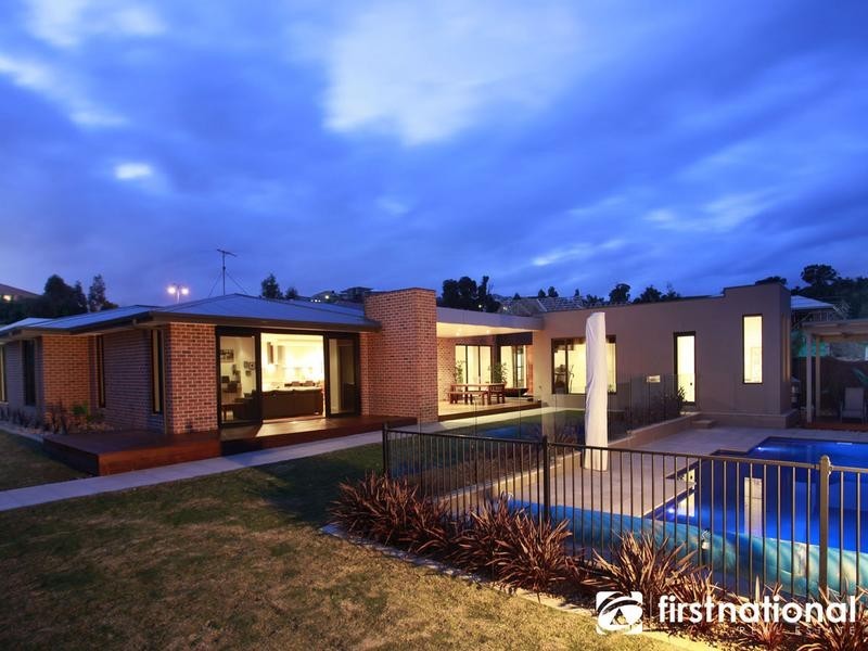 6 Connassidy Close, Beaconsfield VIC 3807