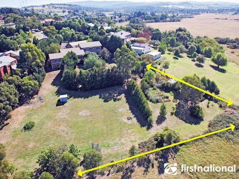 11-12 Maclaine Court, Narre Warren North VIC 3804