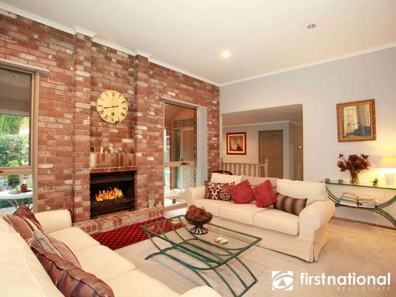 11-12 Maclaine Court, Narre Warren North VIC 3804