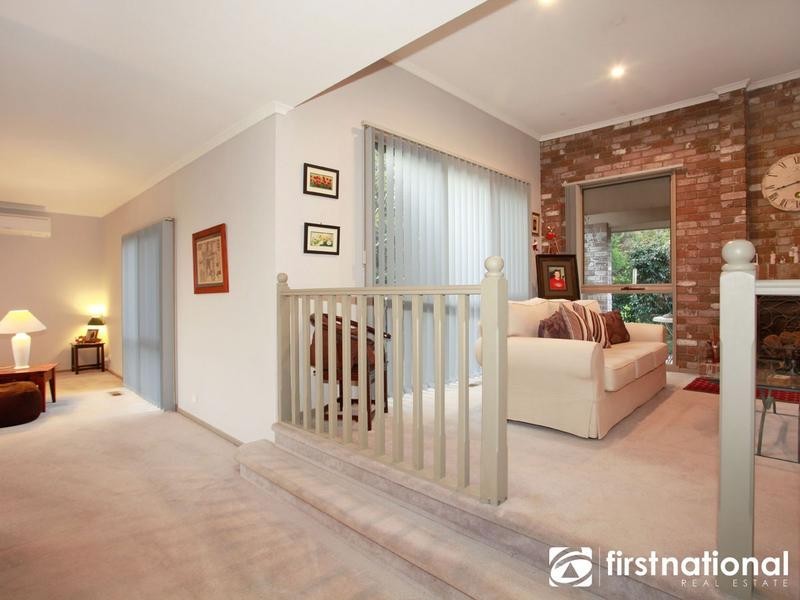 11-12 Maclaine Court, Narre Warren North VIC 3804