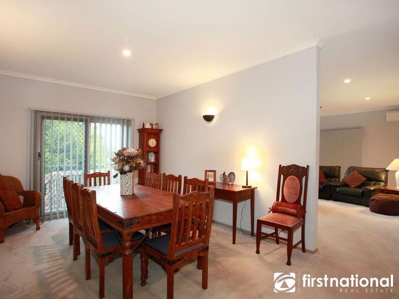 11-12 Maclaine Court, Narre Warren North VIC 3804