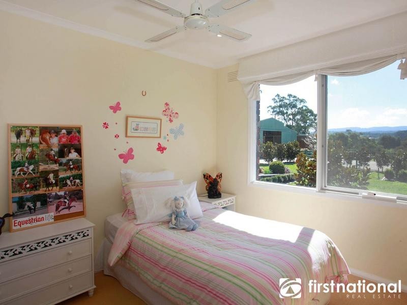 70 Hayseys Road, Narre Warren East VIC 3804