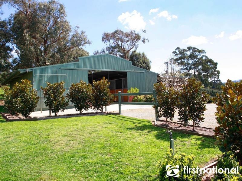70 Hayseys Road, Narre Warren East VIC 3804