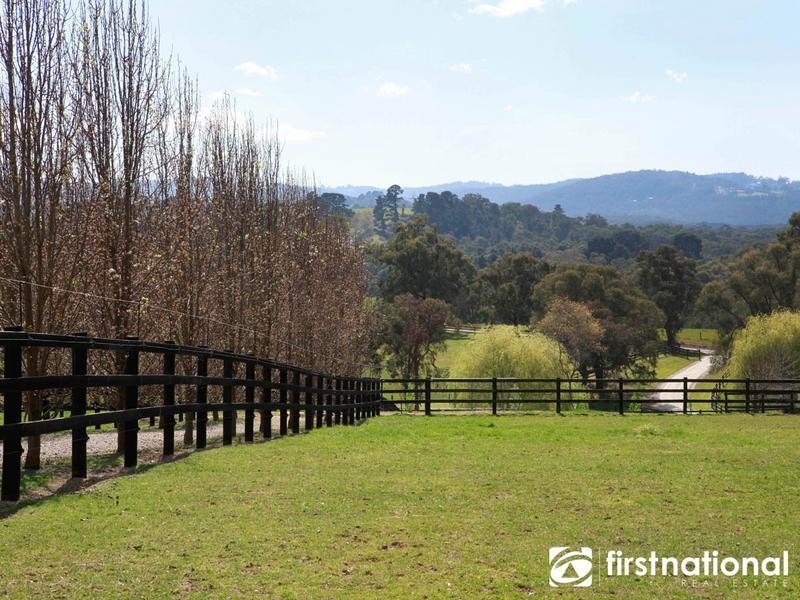 70 Hayseys Road, Narre Warren East VIC 3804