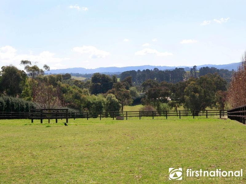 70 Hayseys Road, Narre Warren East VIC 3804