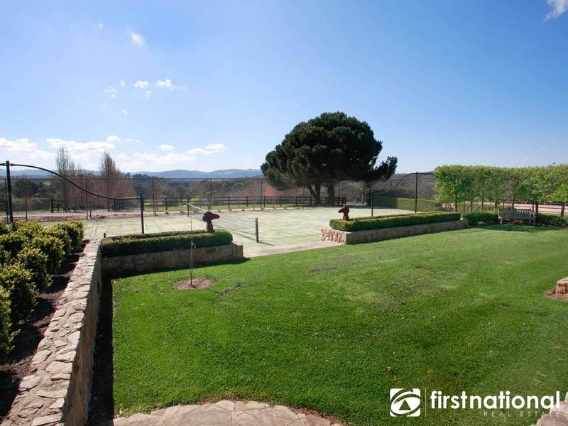 70 Hayseys Road, Narre Warren East VIC 3804