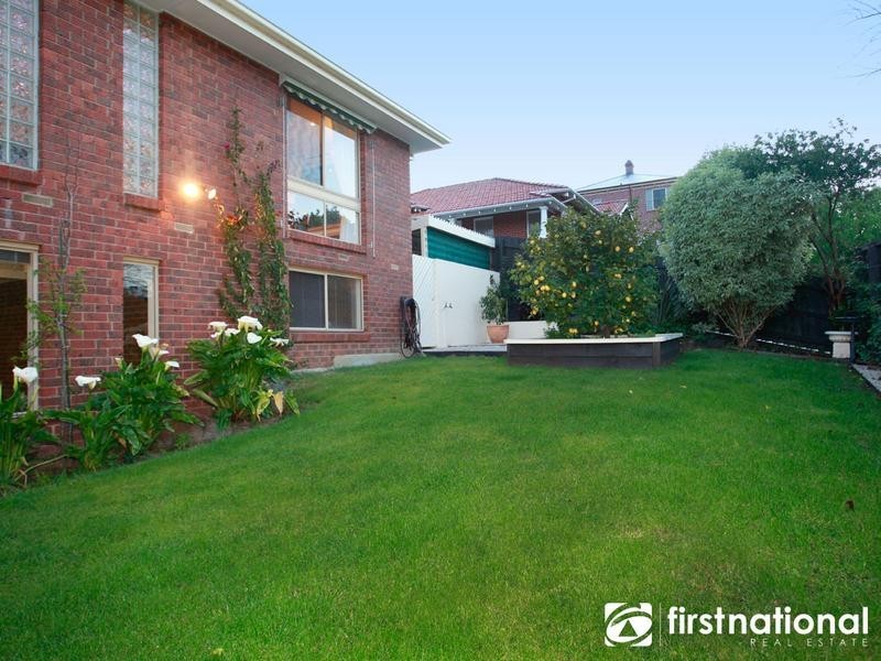 5 Shannon Way, Berwick VIC 3806