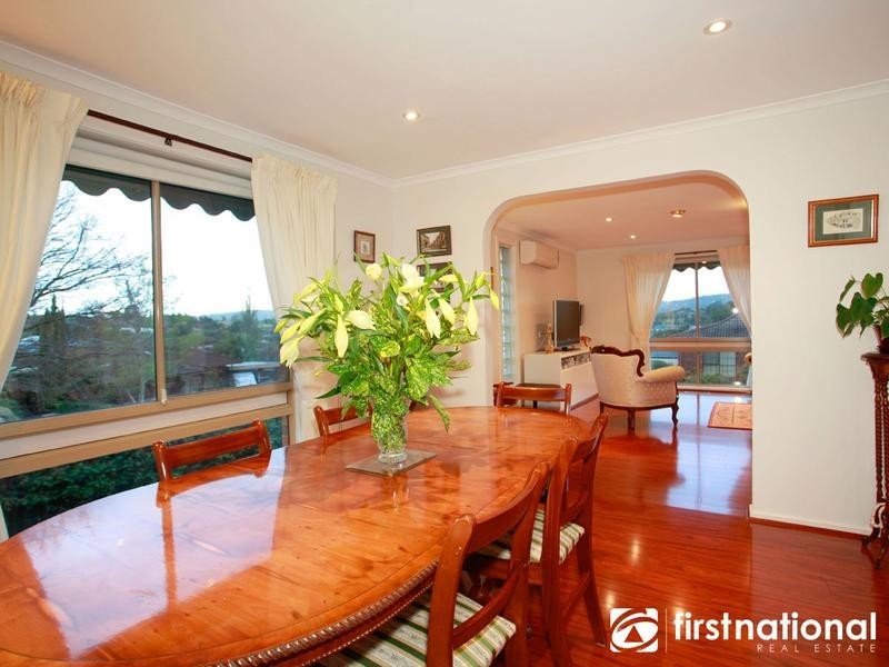 5 Shannon Way, Berwick VIC 3806