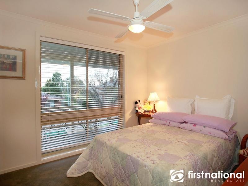 5 Shannon Way, Berwick VIC 3806