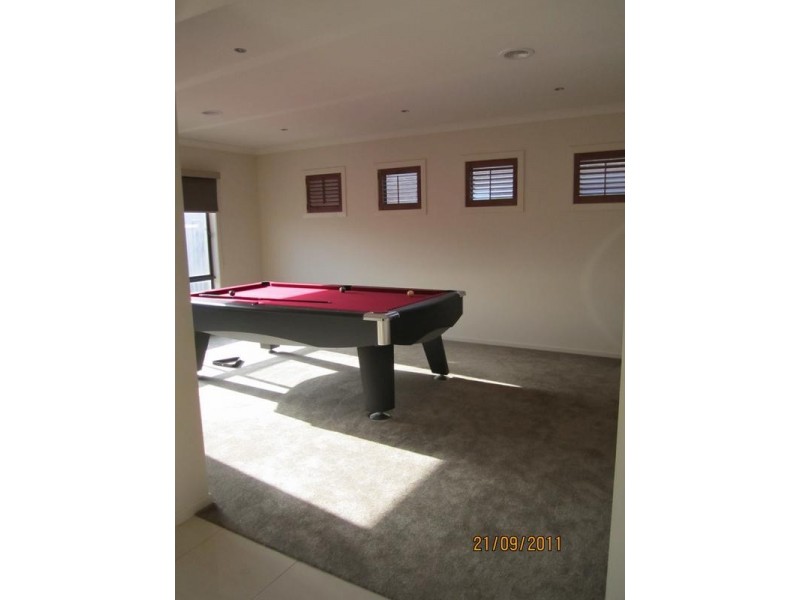 7 Honey Court, Berwick VIC 3806