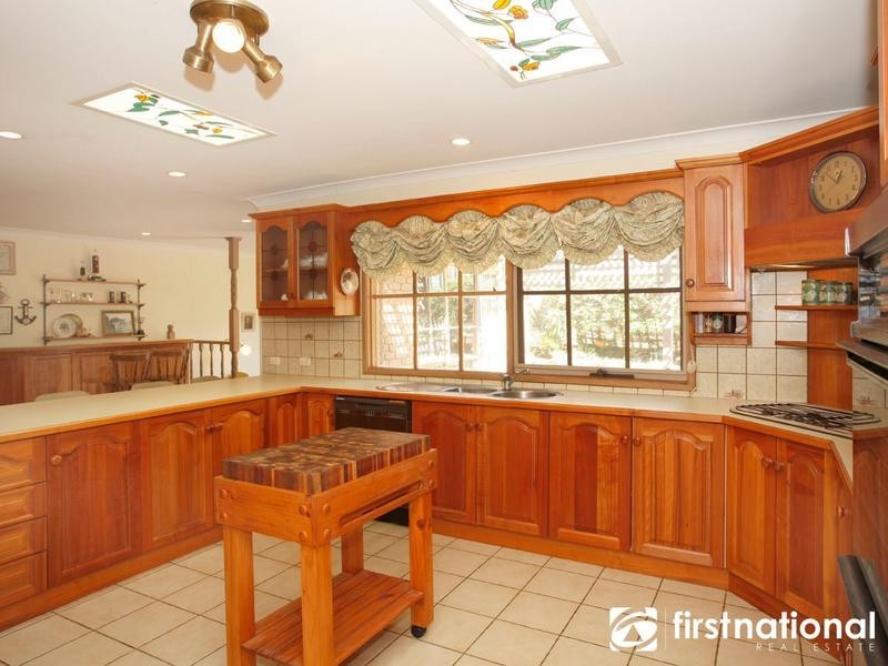 7 Reginald Close, Berwick VIC 3806