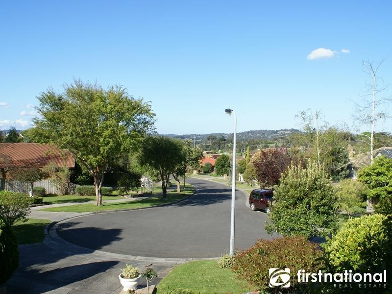 7 Reginald Close, Berwick VIC 3806