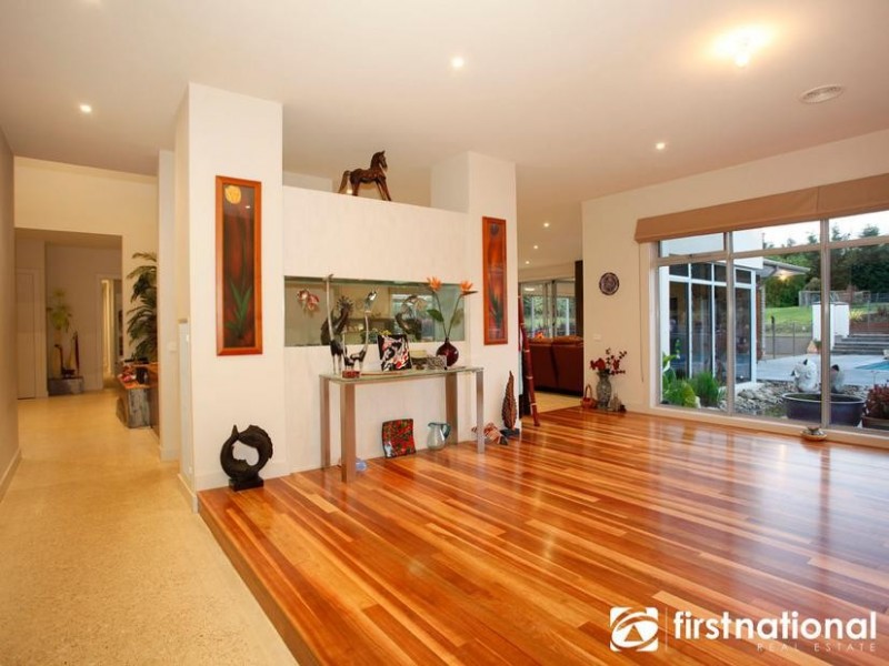 8-12 Glen Moidart Drive, Berwick VIC 3806