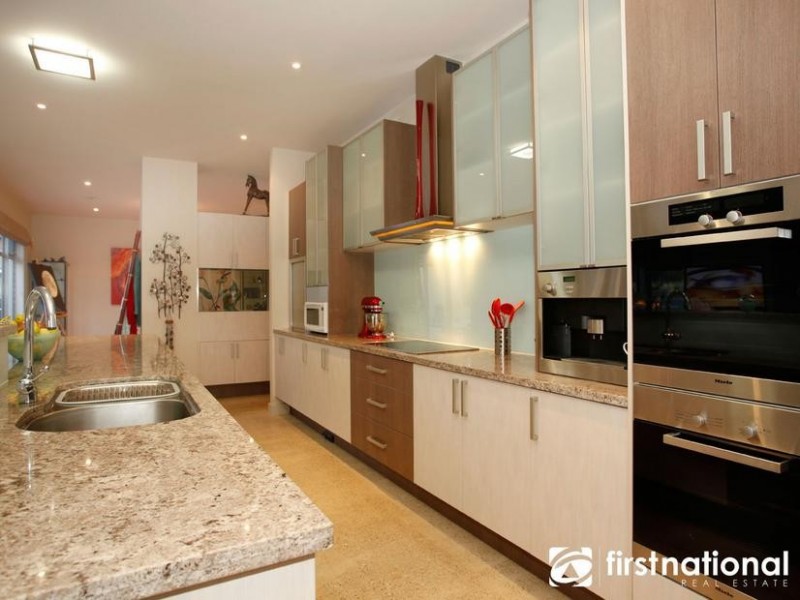 8-12 Glen Moidart Drive, Berwick VIC 3806