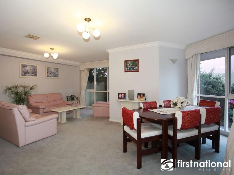 38 Crystal Brook Court, Narre Warren South VIC 3805