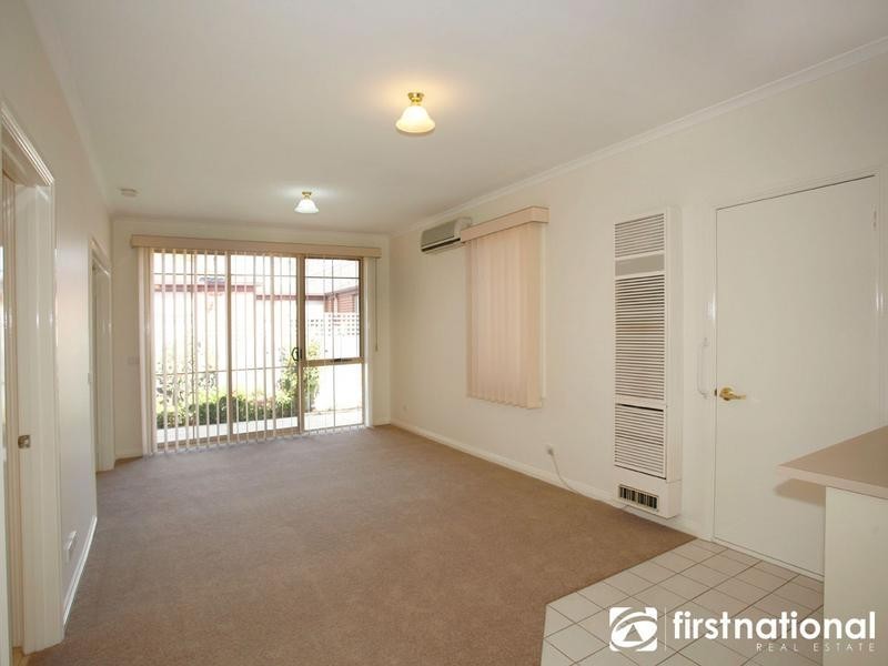 8/21-25 Parkhill Drive, Berwick VIC 3806