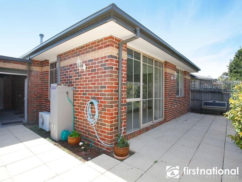 8/21-25 Parkhill Drive, Berwick VIC 3806