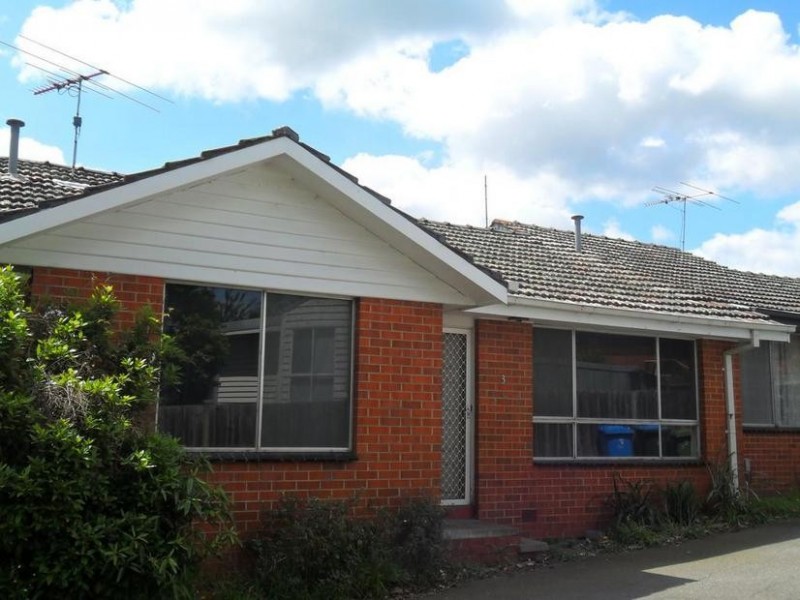 3/8 Wheeler Street, Berwick VIC 3806