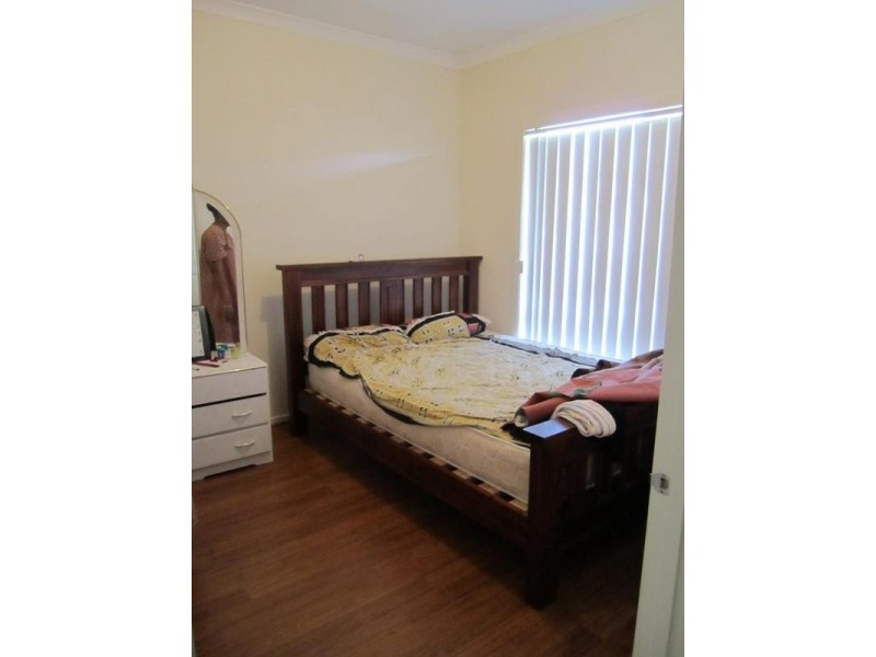 17 Peregrine Street, Cranbourne North VIC 3977