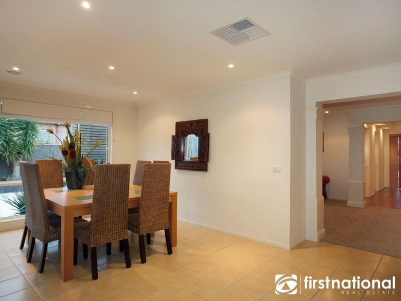 14 Spoonbill Street, Berwick VIC 3806
