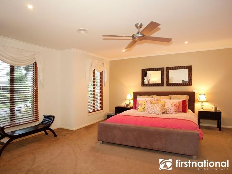 14 Spoonbill Street, Berwick VIC 3806