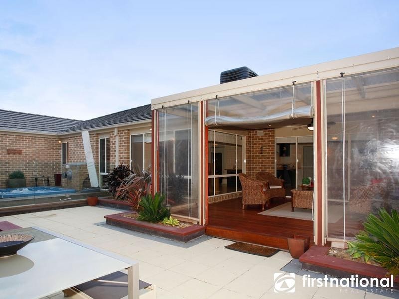 14 Spoonbill Street, Berwick VIC 3806