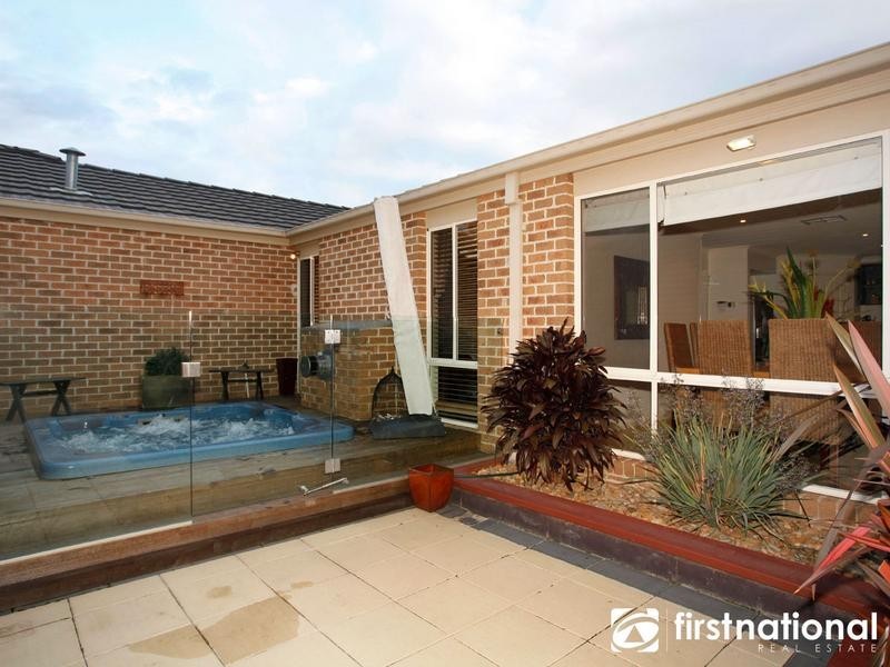 14 Spoonbill Street, Berwick VIC 3806