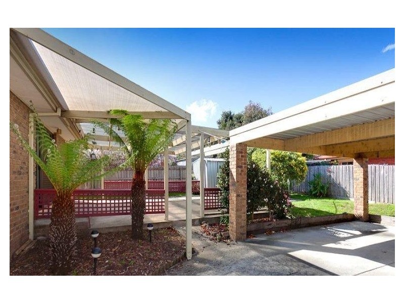 14 Foulds Court, Berwick VIC 3806