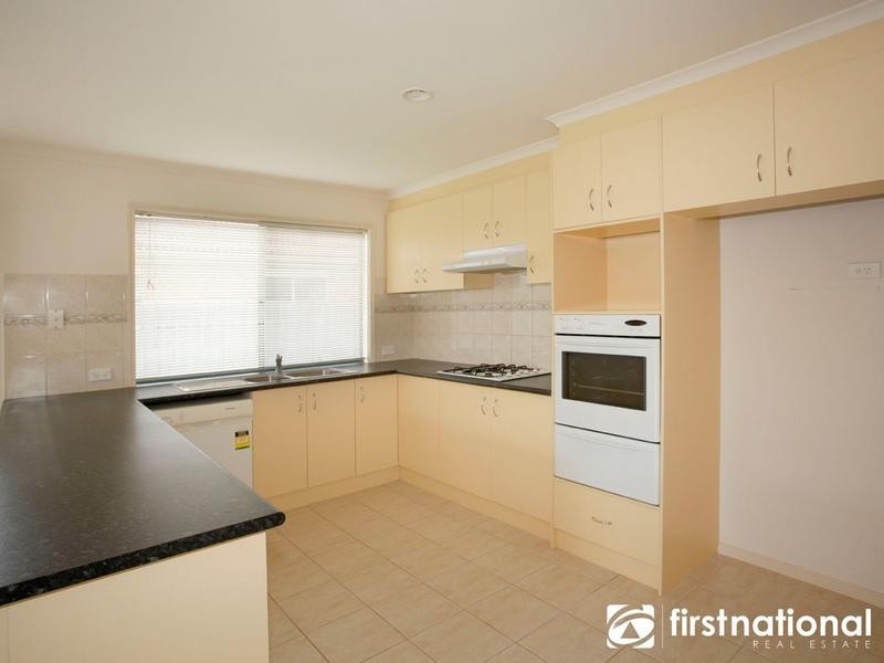 23 Grand Arch Way, Berwick VIC 3806