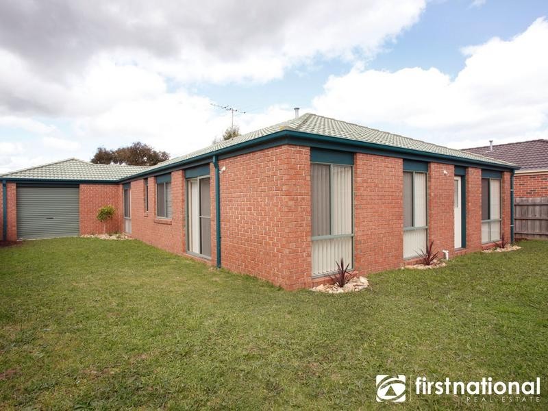 23 Grand Arch Way, Berwick VIC 3806