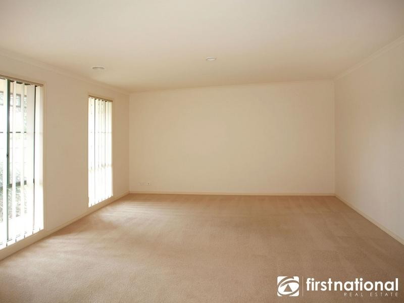 23 Grand Arch Way, Berwick VIC 3806