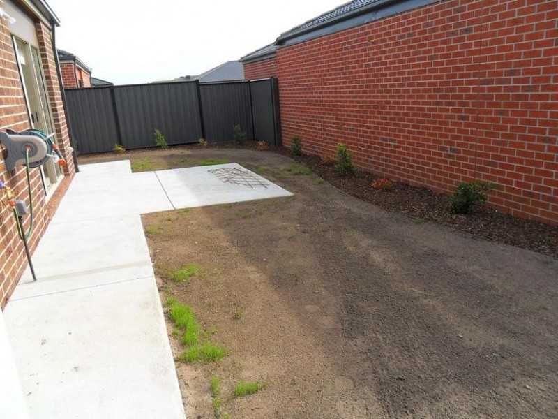 80 Selandra Boulevard, Clyde North VIC 3978