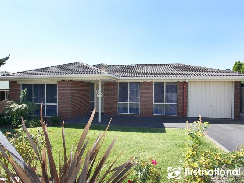 14 Homestead Road, Berwick VIC 3806