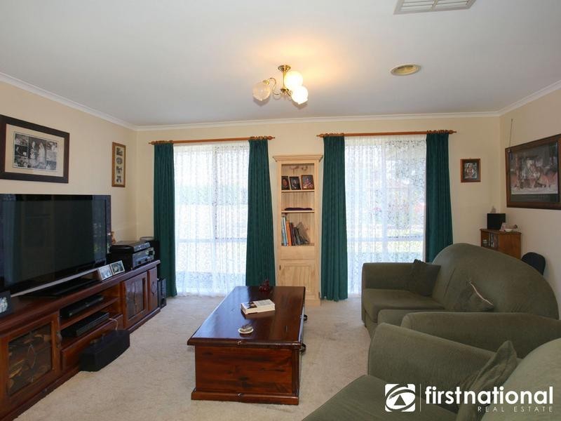 14 Homestead Road, Berwick VIC 3806