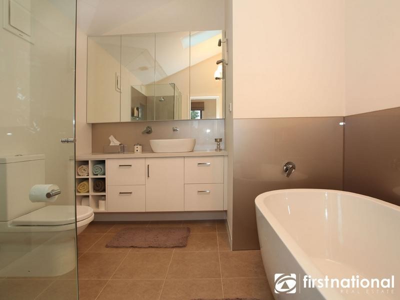 35 Carpenter Road, Beaconsfield Upper VIC 3808