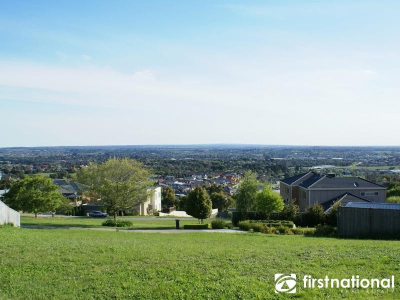 3 Rennat Court, Berwick VIC 3806
