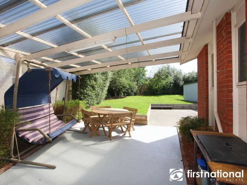 33 Girvan Circuit, Endeavour Hills VIC 3802