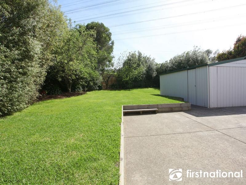 33 Girvan Circuit, Endeavour Hills VIC 3802