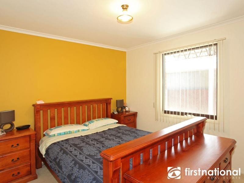 33 Girvan Circuit, Endeavour Hills VIC 3802