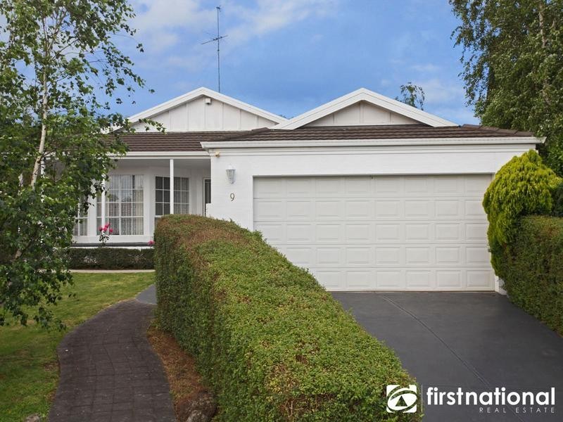 9 Andval Court, Berwick VIC 3806