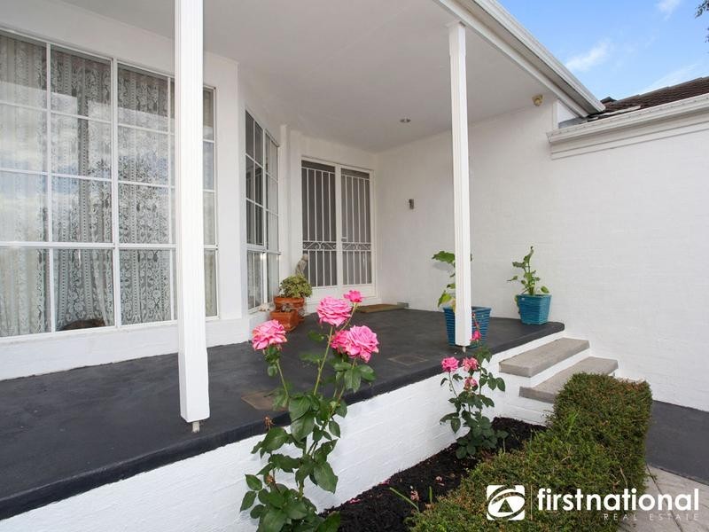 9 Andval Court, Berwick VIC 3806