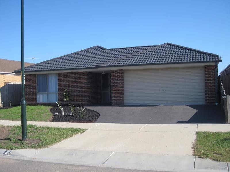 45 Belverdere Drive, Pakenham VIC 3810