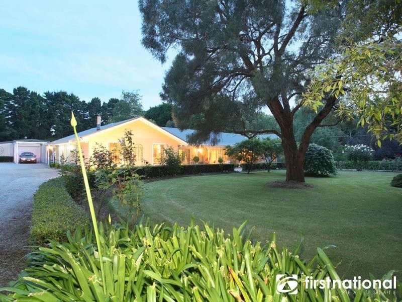 224 Harkaway Road, Harkaway VIC 3806